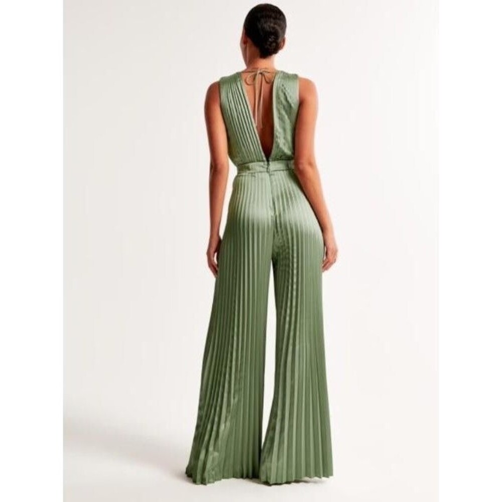 Abercrombie Giselle Pleated Satin Jumpsuit Women's Sage Green XXS Petite - Picture 3 of 11